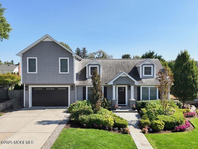 Building Photo - 63 Carpenter St