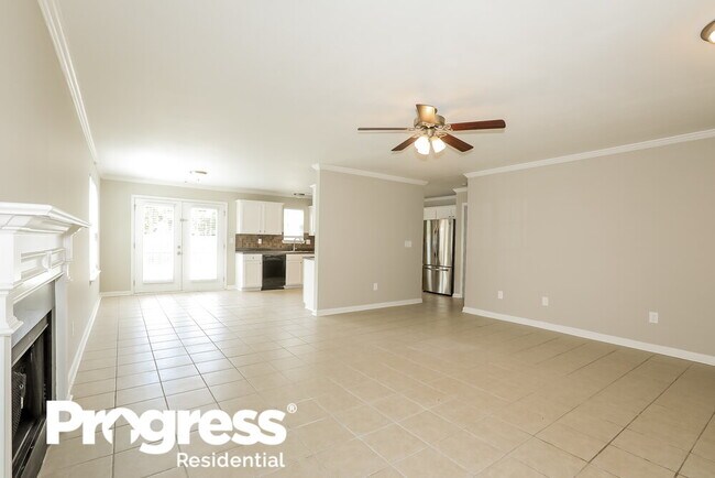 Building Photo - 505 Walnut Woods Dr