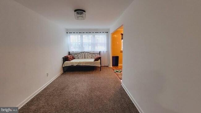 Foto del edificio - 3645 Friar Rd
