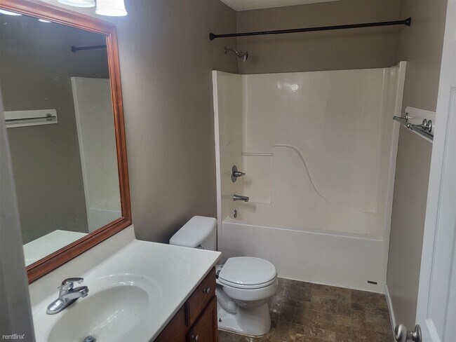 Building Photo - 4 br, 2 bath House - 1852 Tillery Square Lane