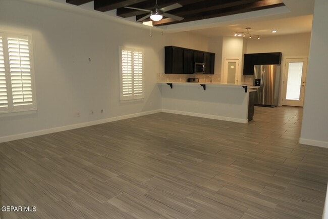 Building Photo - 13153 Cozy Cove Ave