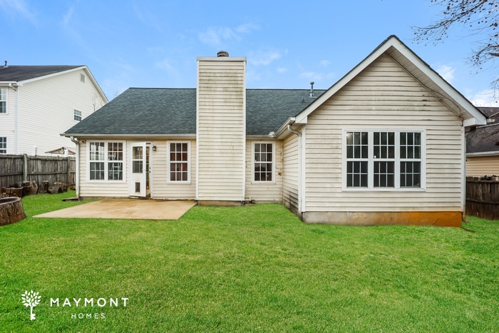 Foto del edificio - 1045 Meadow Glen Cir