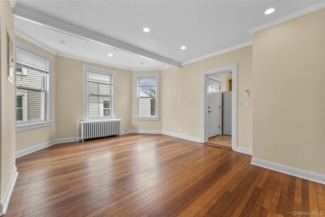 Foto del edificio - 81 N Washington St