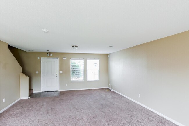 Building Photo - 10063 Chariden Dr