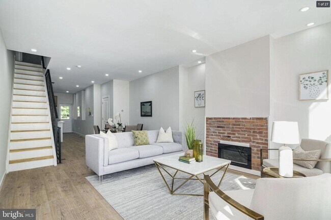 Foto del edificio - 648 N 36th St