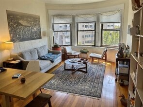 Building Photo - 1382 Beacon St