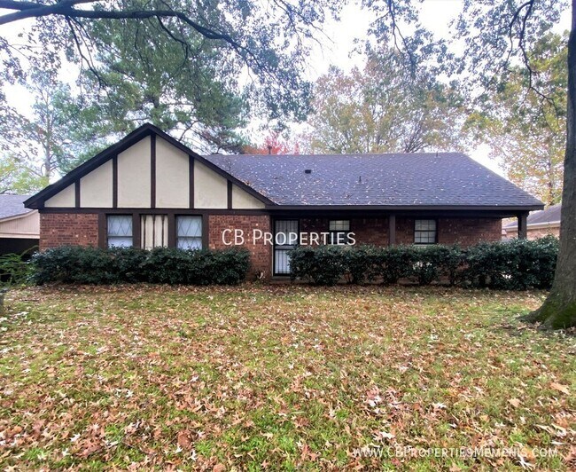 Building Photo - 4206 Park Forest Dr