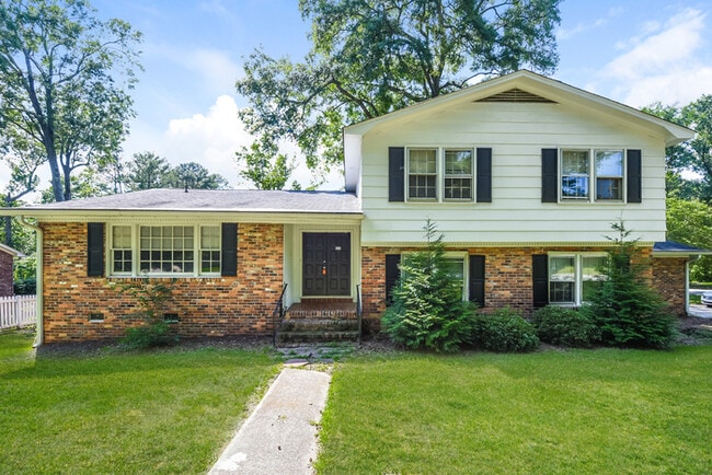 Building Photo - 455 Brookshire Dr