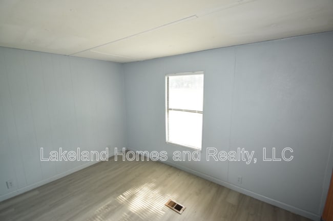 Building Photo - 3925 Ewell Rd