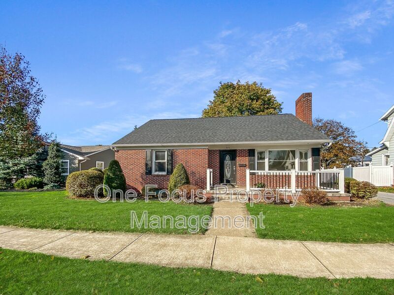 Primary Photo - 315 N Arch St