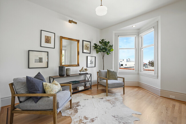 Foto del edificio - 1565 Clay St