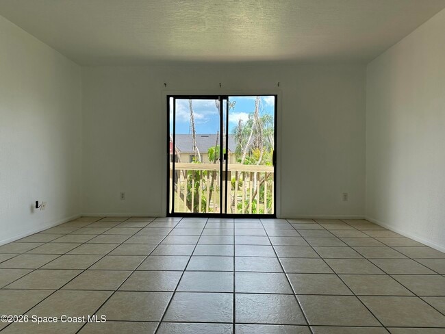 Building Photo - 2130 Forest Knoll Dr NE