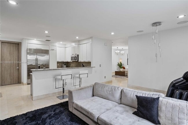 Foto del edificio - 9910 NW 86th Terrace