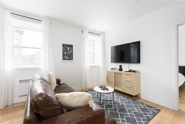 Photo du bâtiment - 3632 Rue Notre-Dame Ouest-SI ID1602009P