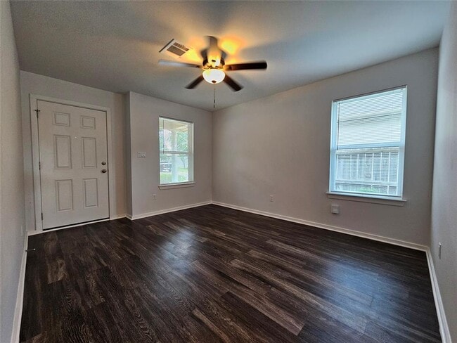 Building Photo - 16721 Hamilton Point Cir