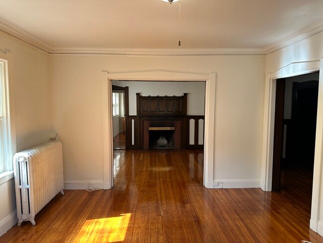 Building Photo - 96 Mount Auburn St