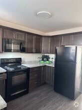 Building Photo - Oakbrook Townhomes