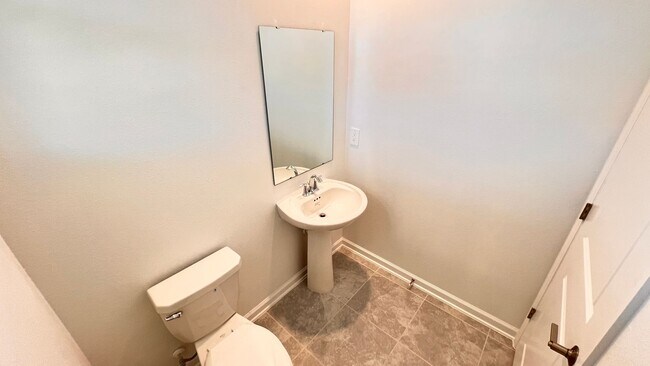 Foto del edificio - Available December 27th! Be the FIRST to l...