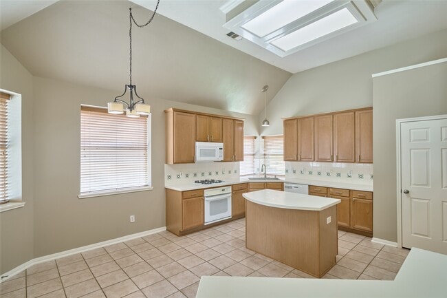 Foto del edificio - 15810 Ashton Hills Dr
