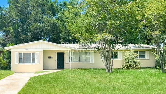 Building Photo - 7603 Brockhurst Dr