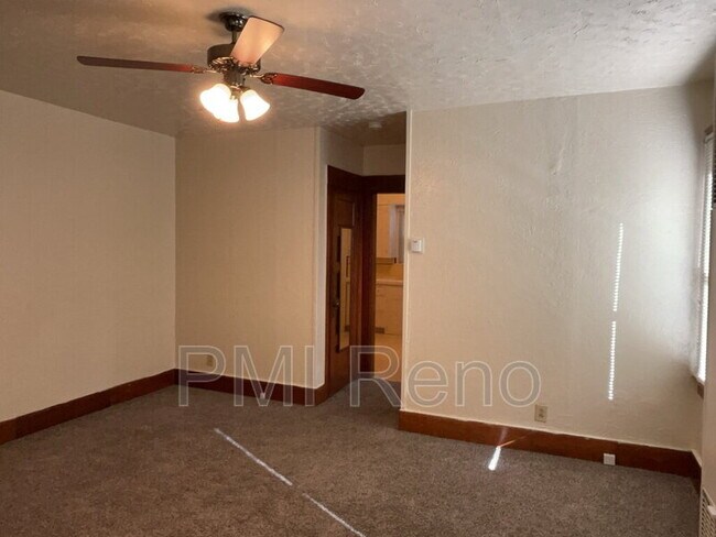Foto del edificio - 49 W Taylor St