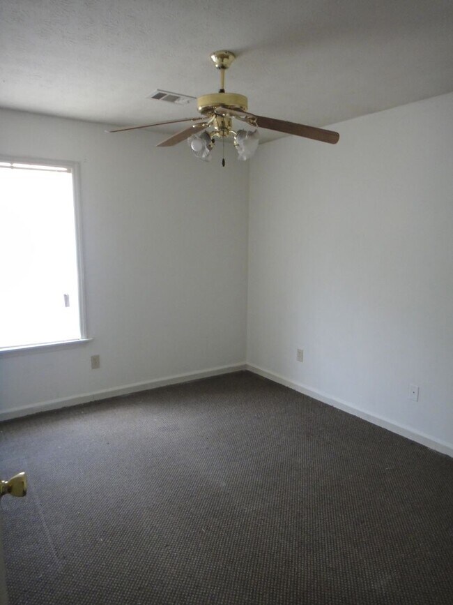 Building Photo - Available Soon!