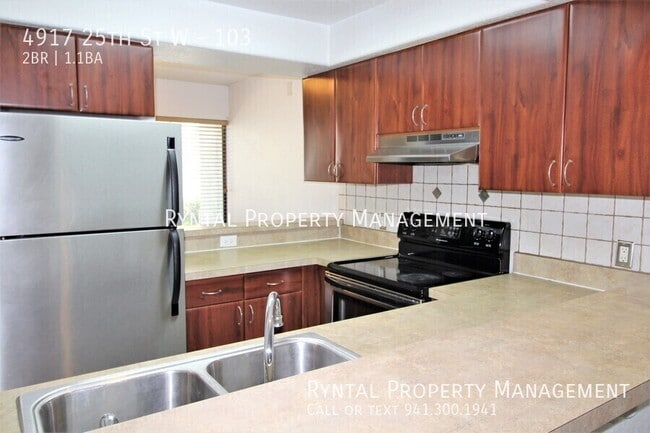 Foto del edificio - 4917 25th St W