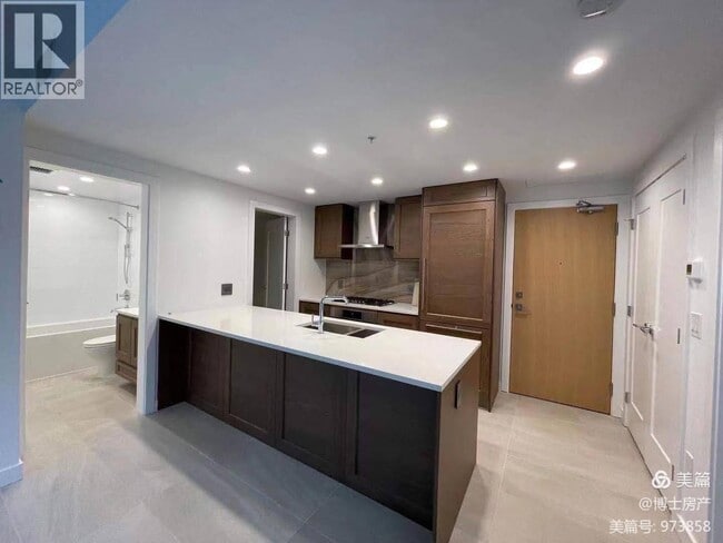 Building Photo - 5629 Birney Ave