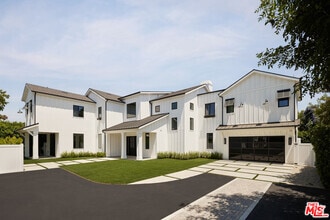 Building Photo - 5056 Haskell Ave