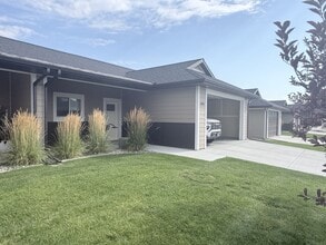 Building Photo - 6305 Absaloka Ln