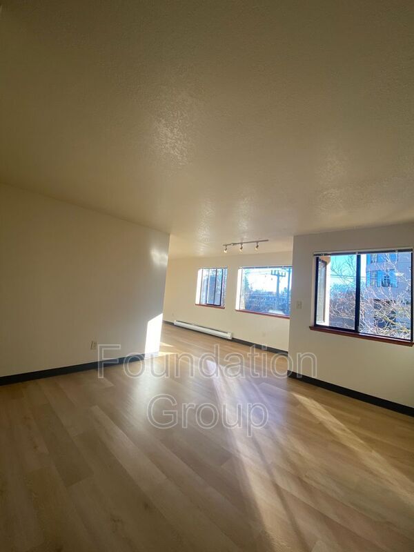Foto del edificio - 1314 Spring St