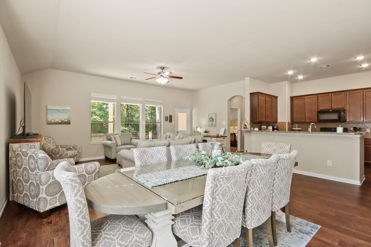 Building Photo - 122 Magnolia Colony Ct