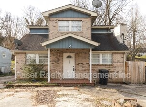 Building Photo - 204 Wynn Ave