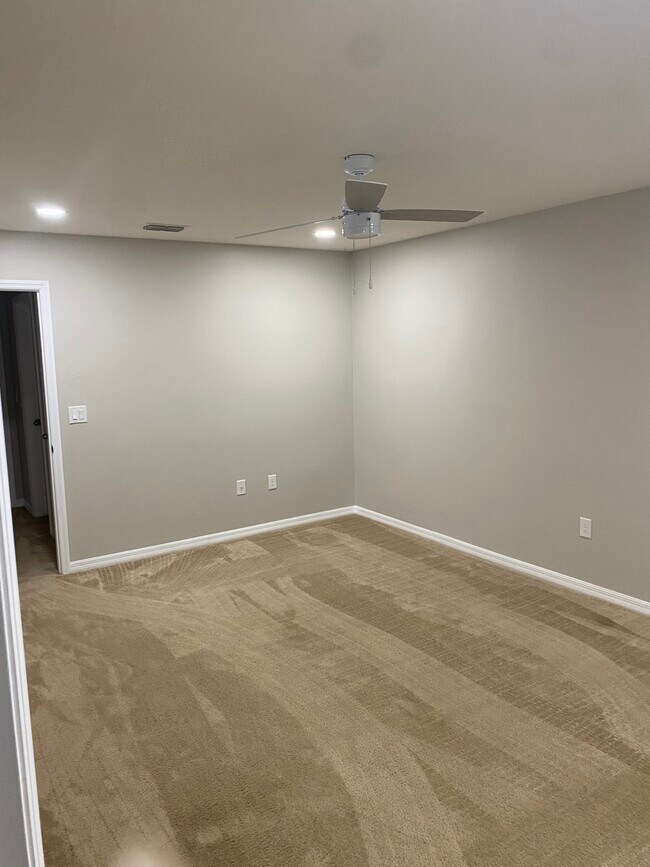 Foto del edificio - 11536 Chateaubriand Ave