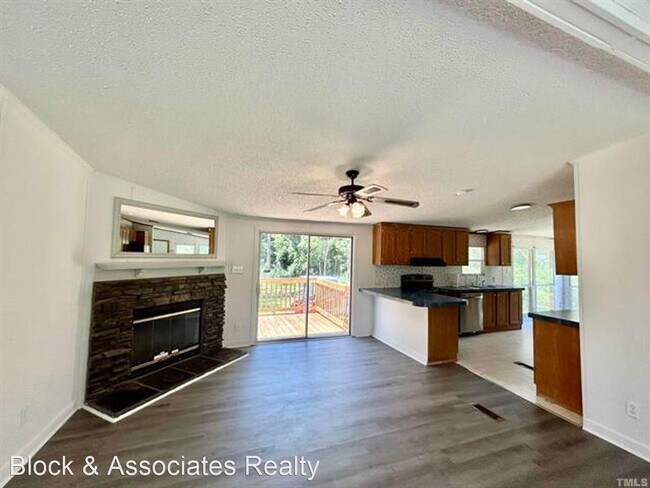 Building Photo - 3 br, 2 bath House - 142 Garner Road