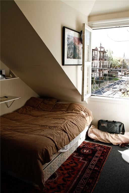 Foto del edificio - 915 W 23rd St
