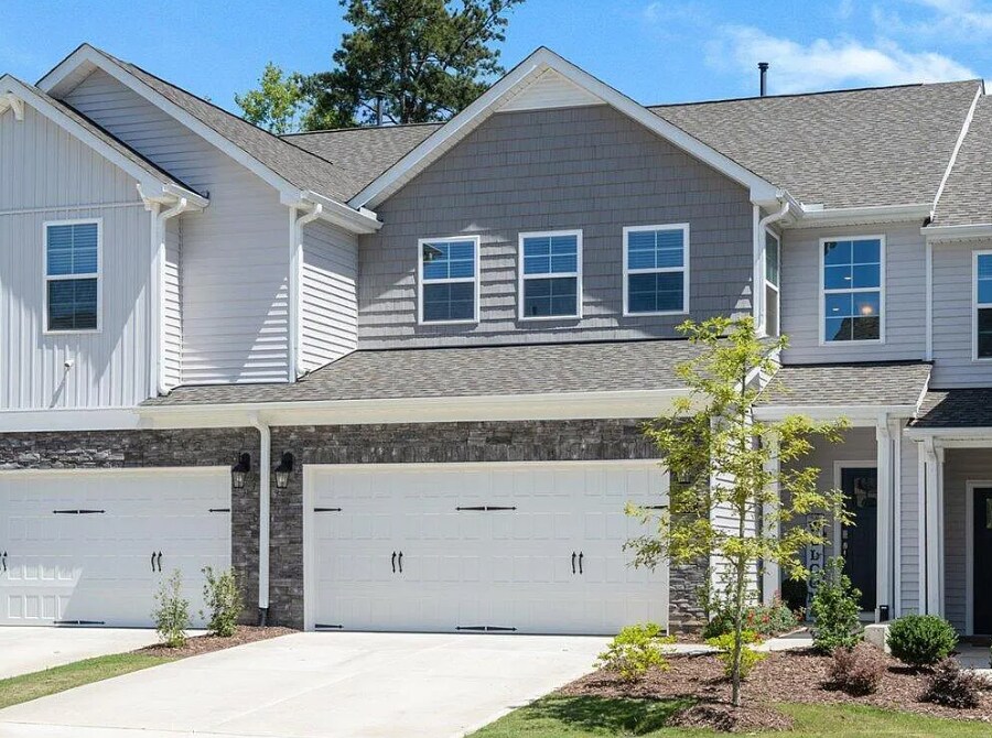 Primary Photo - 636 Andrade Dr