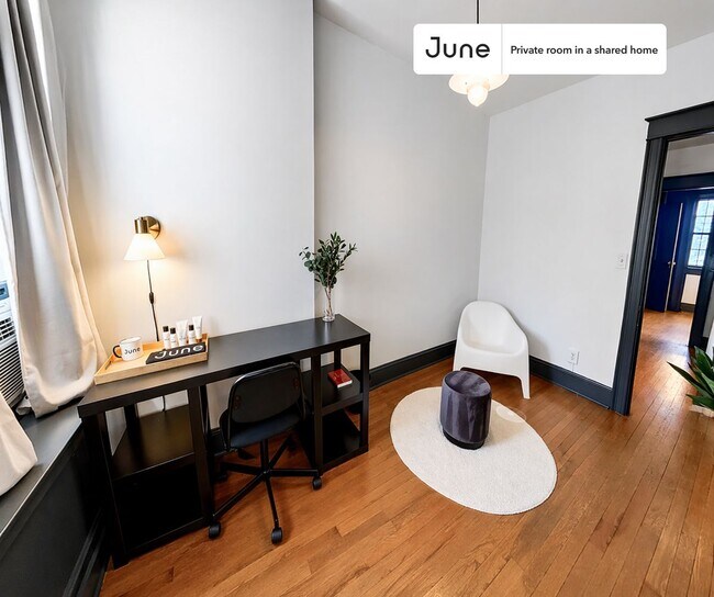 Building Photo - Room in Shared 5 bed/2 bath home in Cleveland Park
