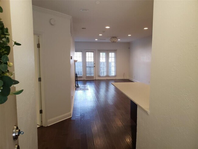 Building Photo - 4510 Druid Ln