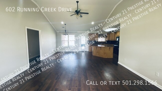 Building Photo - 602 Running Creek Dr