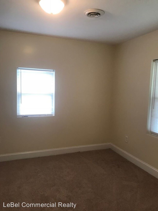 Building Photo - 5839 Old Russellville Pike