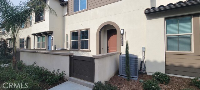Foto principal - 10526 Triple Crown Ln