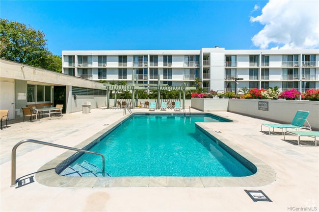 Building Photo - 2845 Waialae Ave