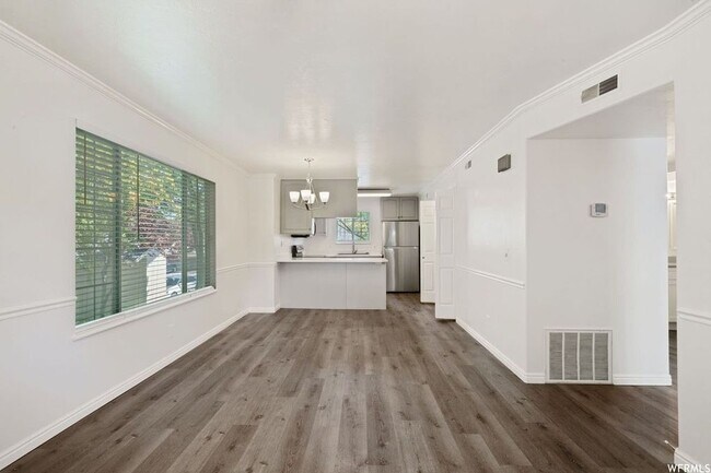 Foto del edificio - 1504 S 175 E St