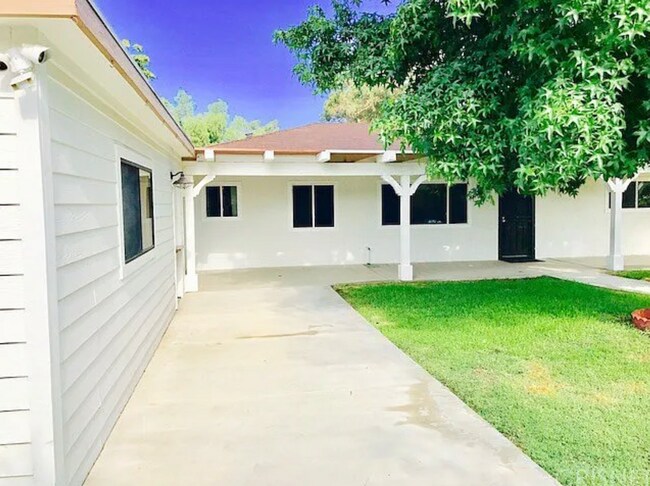 Foto del edificio - 4735 Adam Rd