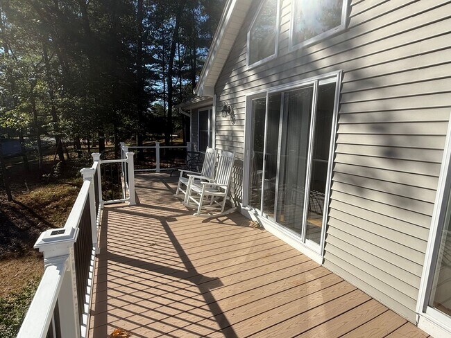 Foto del edificio - Spacious & Comfortable 4 Bedroom House - C...