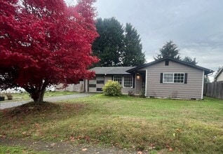 Building Photo - 316 Noel Ave