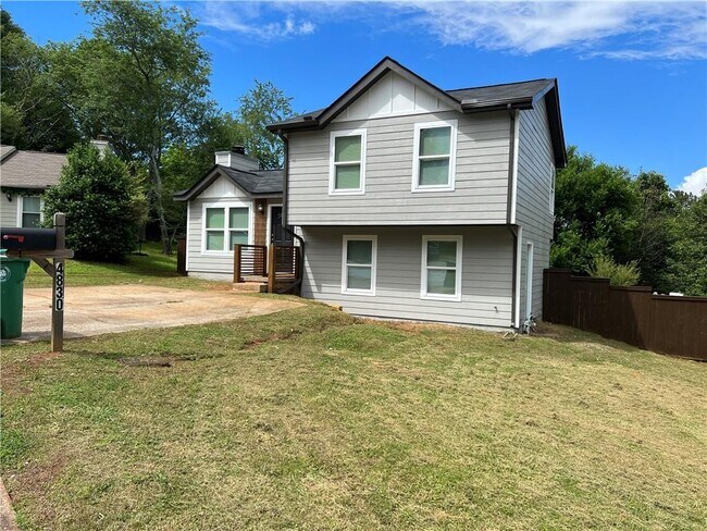 Building Photo - 4830 Mainstreet Valley Trce
