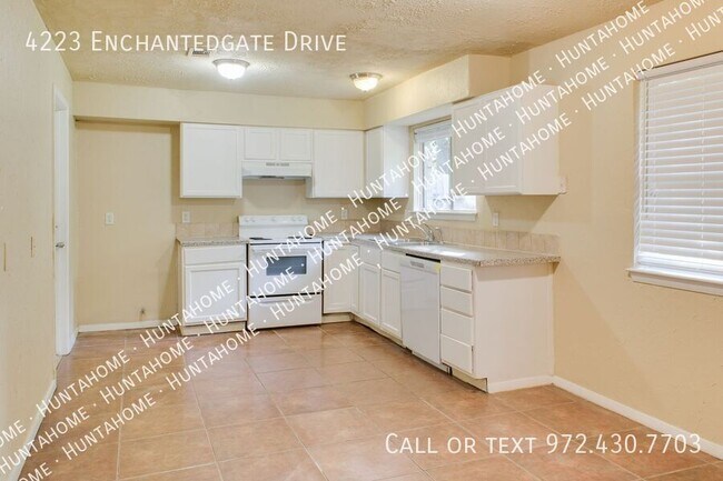 Foto del edificio - 4223 Enchantedgate Dr