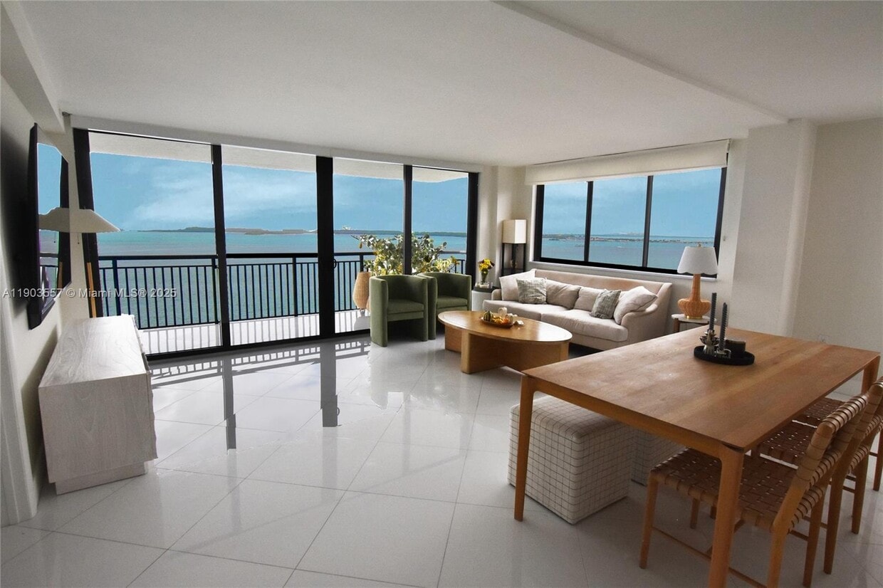 Foto principal - 540 Brickell Key Dr